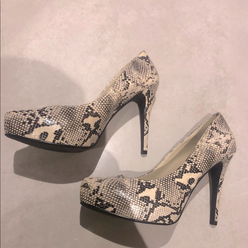 Colin Stuart Snakeskin Heels